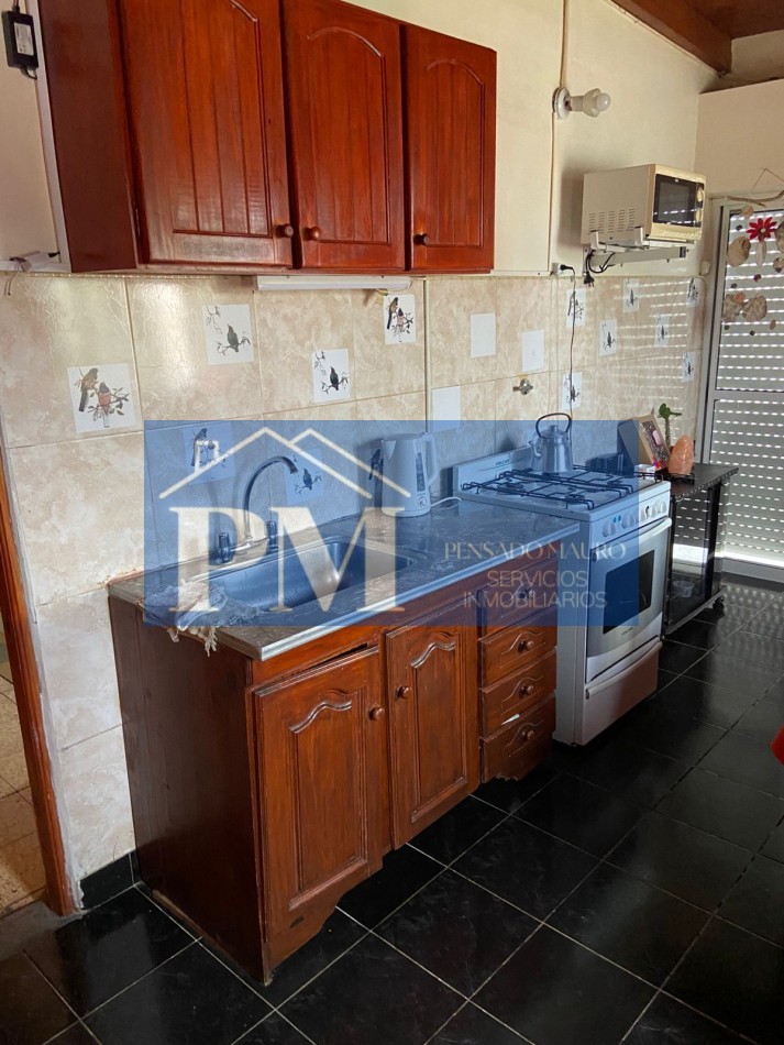 CASA CENTRICA EN VENTA, TAPALQUE 