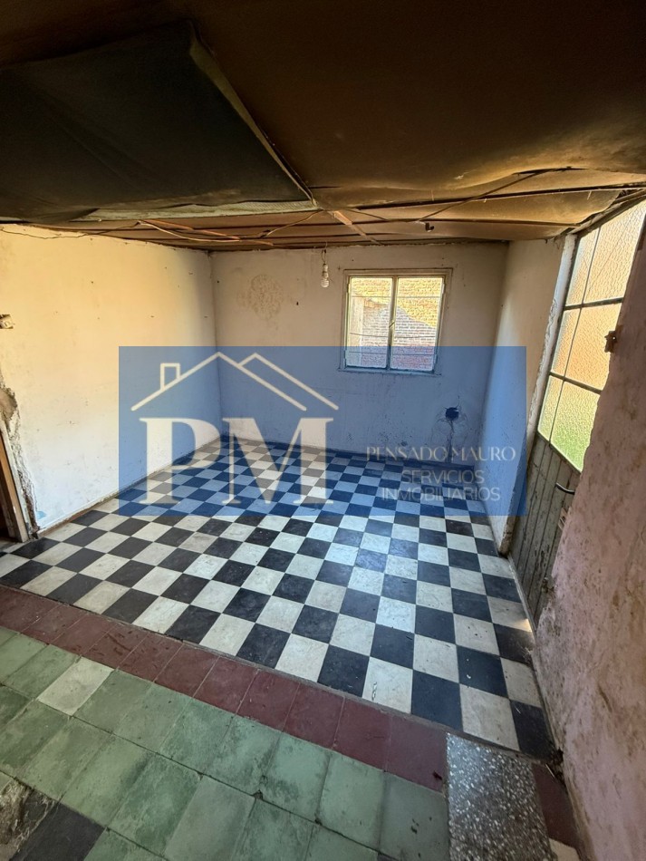 CASA A RECICLAR EN VENTA, TAPALQUE 