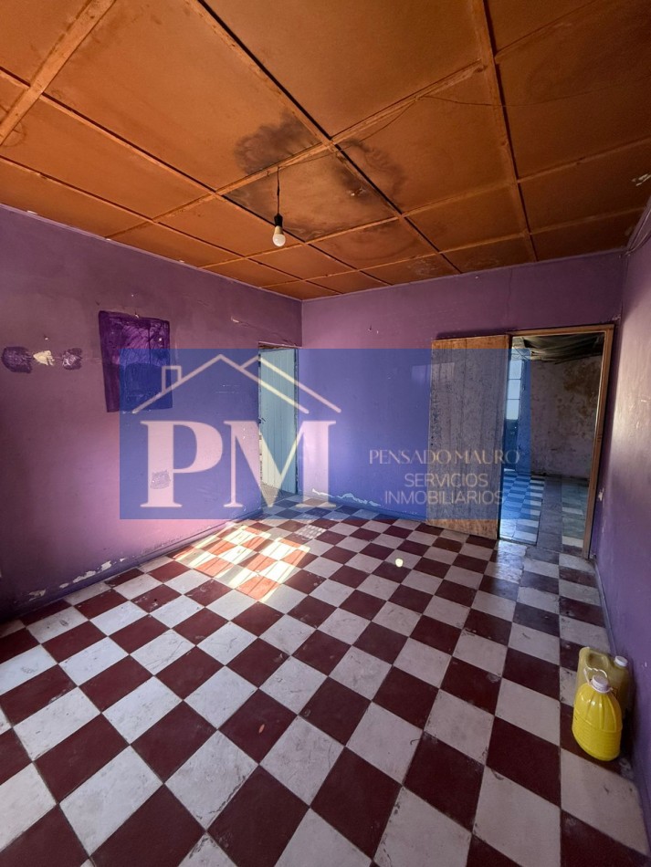 CASA A RECICLAR EN VENTA, TAPALQUE 