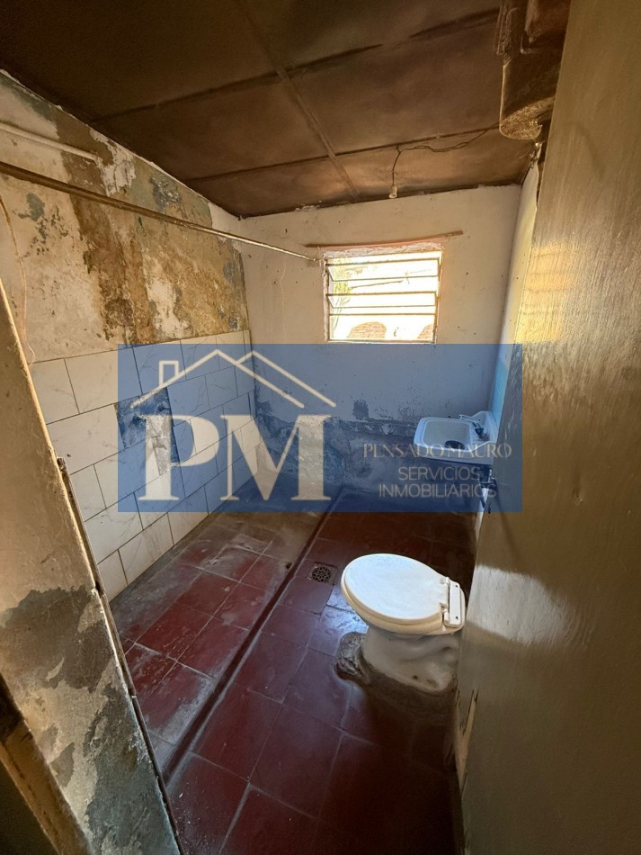 CASA A RECICLAR EN VENTA, TAPALQUE 