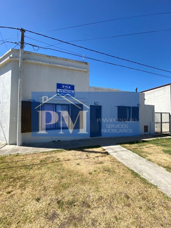 CASA CENTRICA EN VENTA, TAPALQUE 