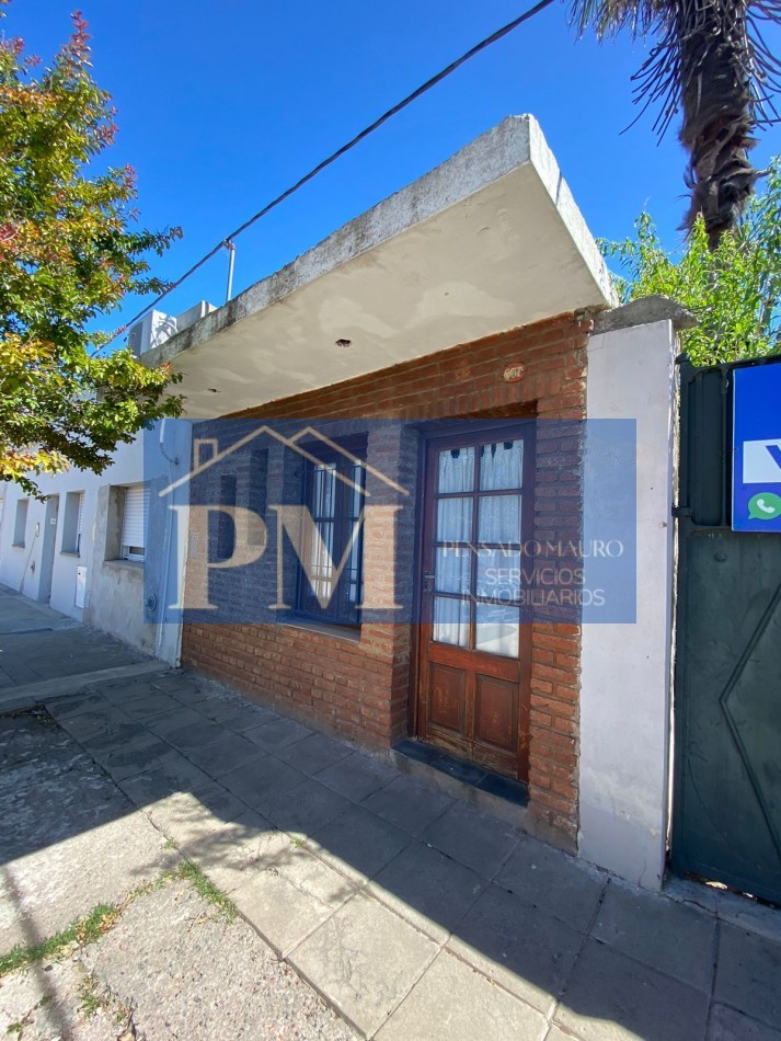 CASAS CON LOCAL EN VENTA