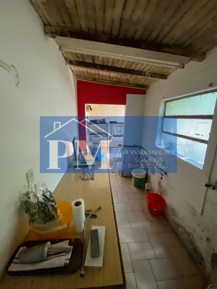 CASAS CON LOCAL EN VENTA