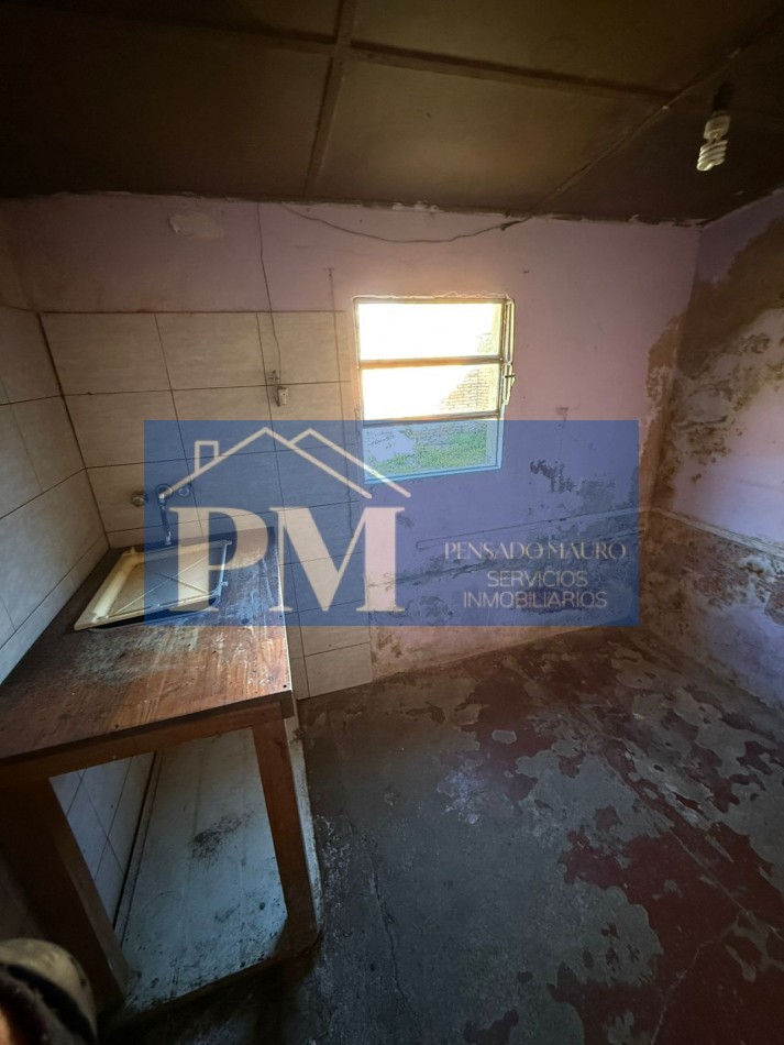CASA A RECICLAR EN VENTA, TAPALQUE 