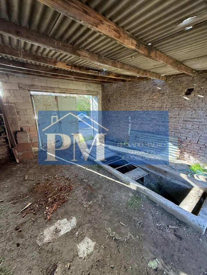 CASA A RECICLAR EN VENTA, TAPALQUE 