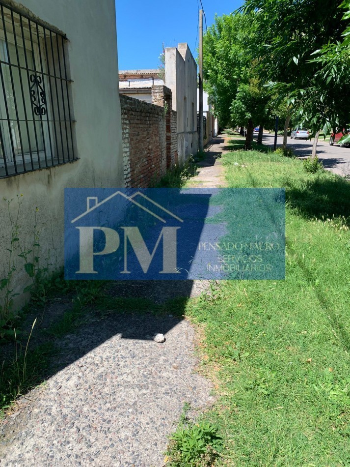 CASA A RECICLAR EN VENTA