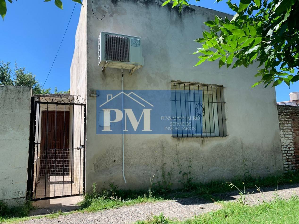 CASA A RECICLAR EN VENTA